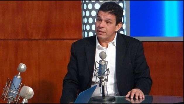 Demandan a padre de Daphne por extorsión y privación de la libertad