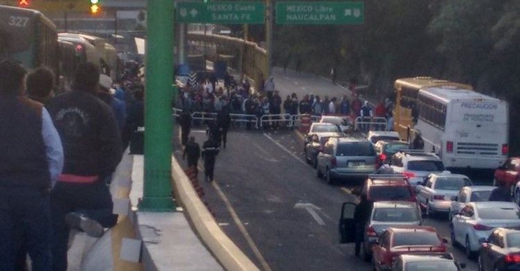 CNTE desbloquea la Autopista México-Toluca - La-Venta-Toluca-Cesman_M