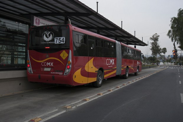 Cierran seis estaciones del Metrobús en Aragón