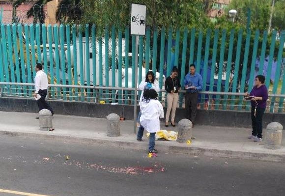 Metrobús atropella a menor de dos años Metrobús atropella a menor de dos años