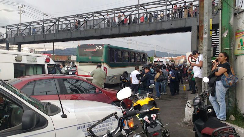 Intento de asalto deja un muerto y dos heridos en la México-Toluca - México-Toluca-El-Yaqui