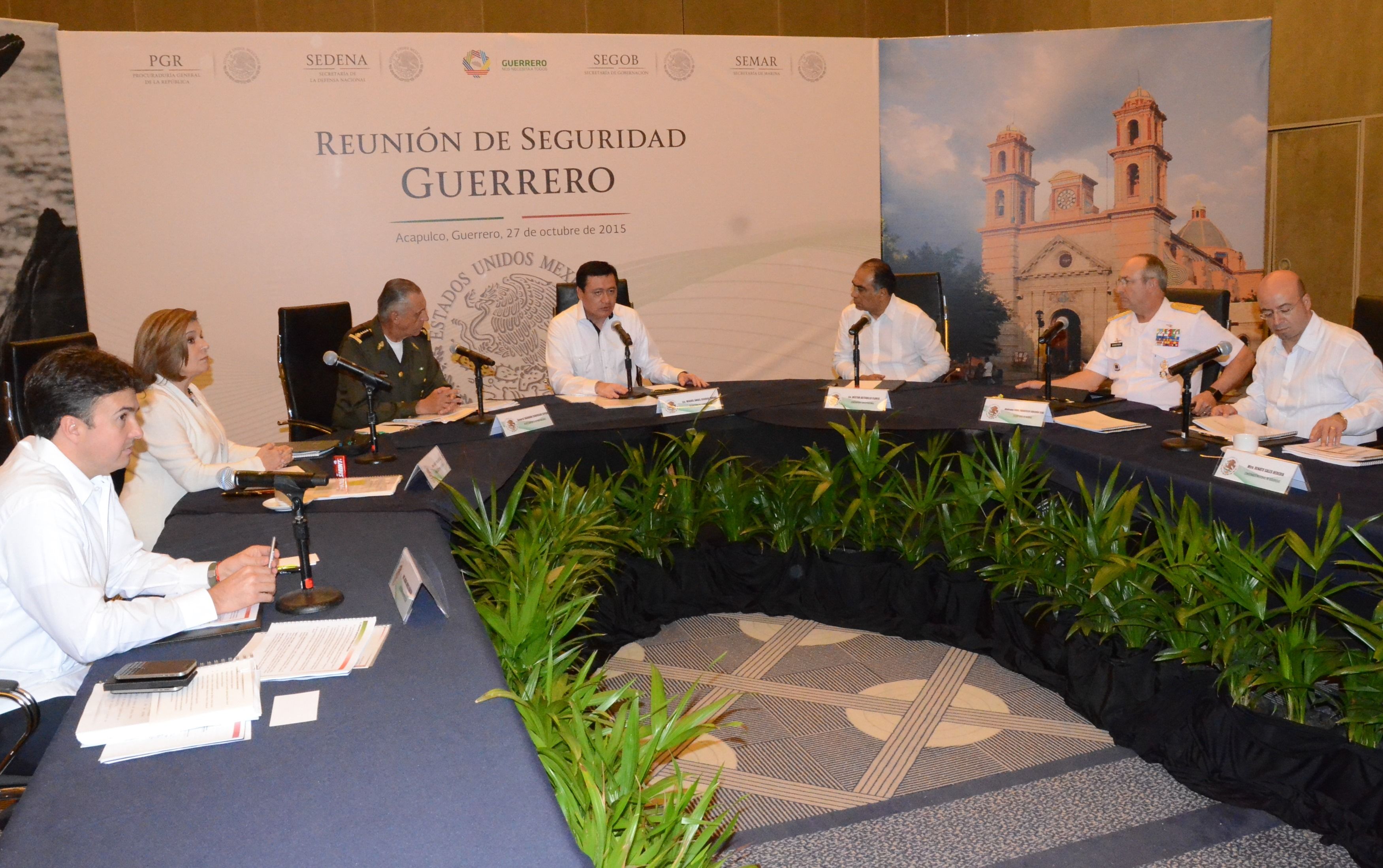 Osorio Chong se reúne con empresarios en Acapulco - Osorio-Chong-Foto-de-Gobernación-2