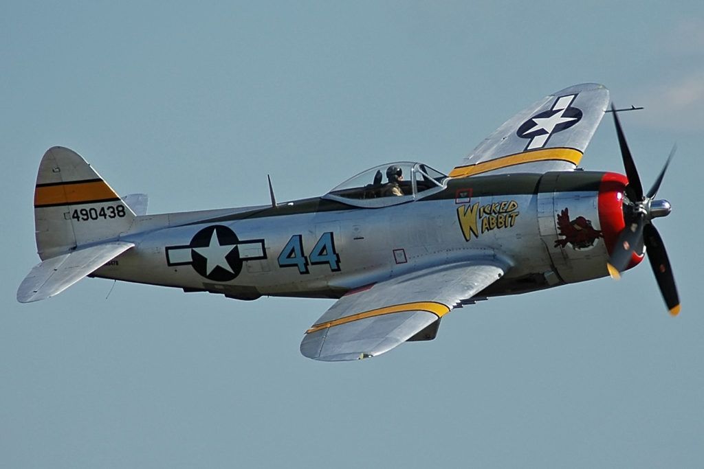 Avión pequeño se estrella en el Río Hudson - P-47D_Wicked_Rabbit-1024x683