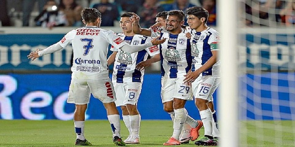 Pachuca se lleva el primer episodio de la final