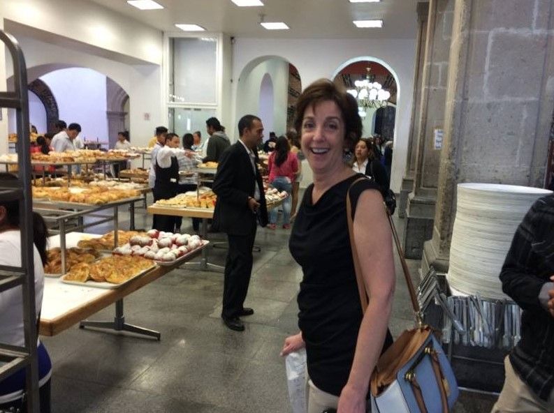 Embajadora de EE.UU. se pasea por la Ciudad de México - Roberta-Jacobson-México-embajada-FB5
