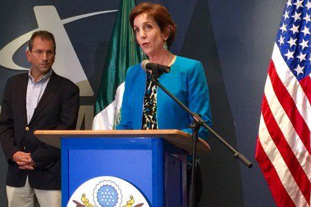 ‘Me siento extremadamente honrada como embajadora de EE.UU. en México’: Jacobson