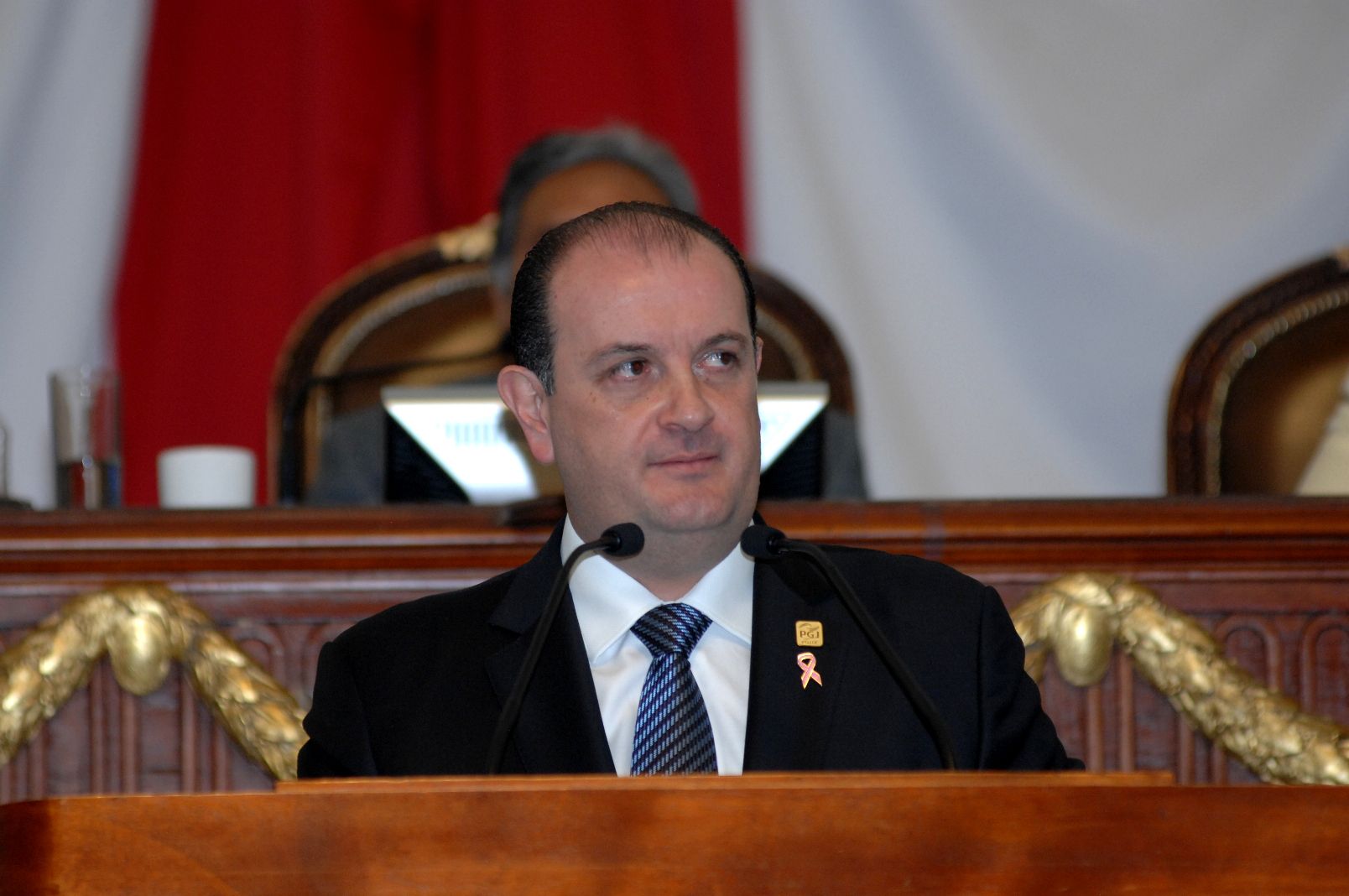 Solicitan a Interpol ficha azul de presunto pederasta - Rodolfo-Ríos-Garza