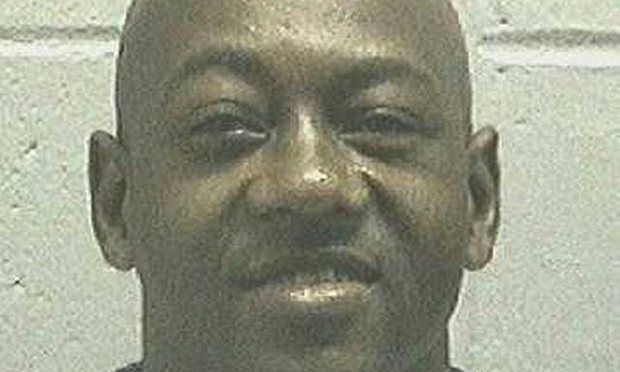 Corte de EE.UU. deroga pena de muerte a hombre negro