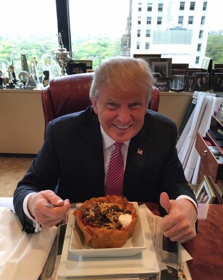 La presidencia de EE.UU. no es un reality show: Obama a Trump - Trump-taco-bowl