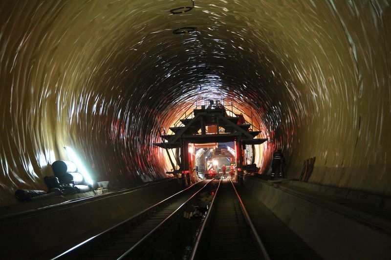 Galería: el túnel ferroviario más largo del mundo - Túnel-Suiza-Gotardo-11