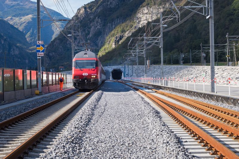 Galería: el túnel ferroviario más largo del mundo - Túnel-Suiza-Gotardo-17