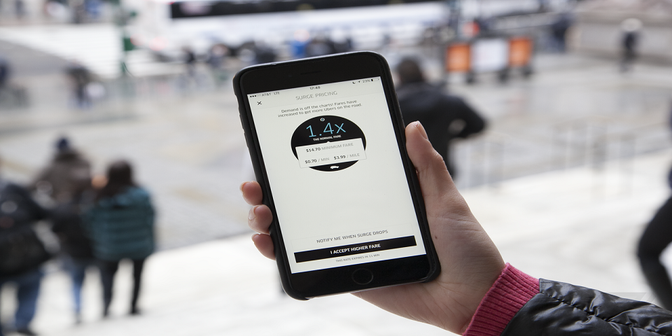 Uber y Lyft suspenden su servicio en Austin