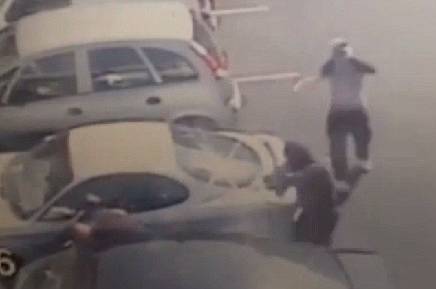 Video capta el cruel homicidio de un líder de la mafia irlandesa