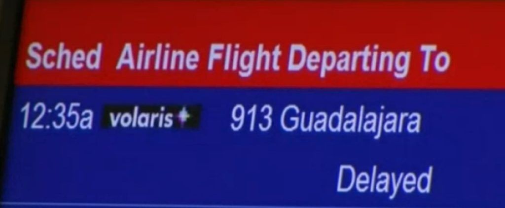 Fallas de Volaris dejan varados a cientos de pasajeros - Volaris-LAX-retrasos-NBC2-1024x422