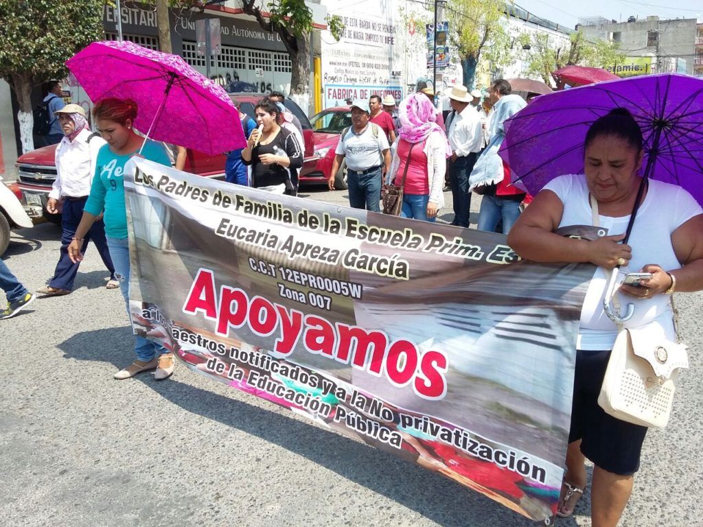 Maestros vuelven a bloquear la Autopista del Sol - a48fa4fe-a688-487c-80f4-7e7d2d8f13dc-1024x768