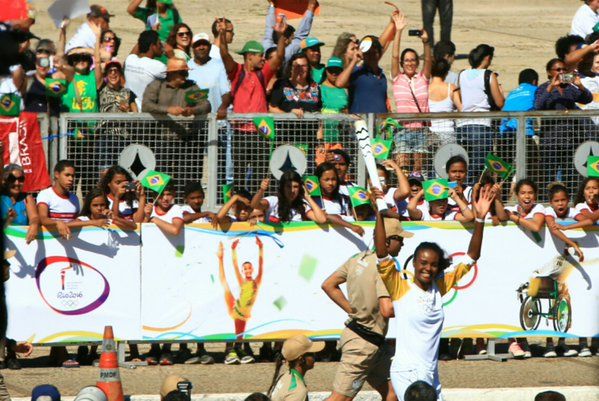 Llega la antorcha olímpica a Brasil - antorcha-olimpica-5