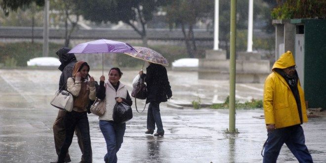 Se mantienen lluvias en gran parte de México