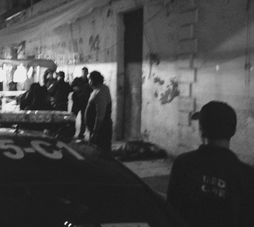 Asesinan a hombre mientras cenaba en el centro de la Ciudad de México - asesinato-centro-cdmx-12may-dragon02red