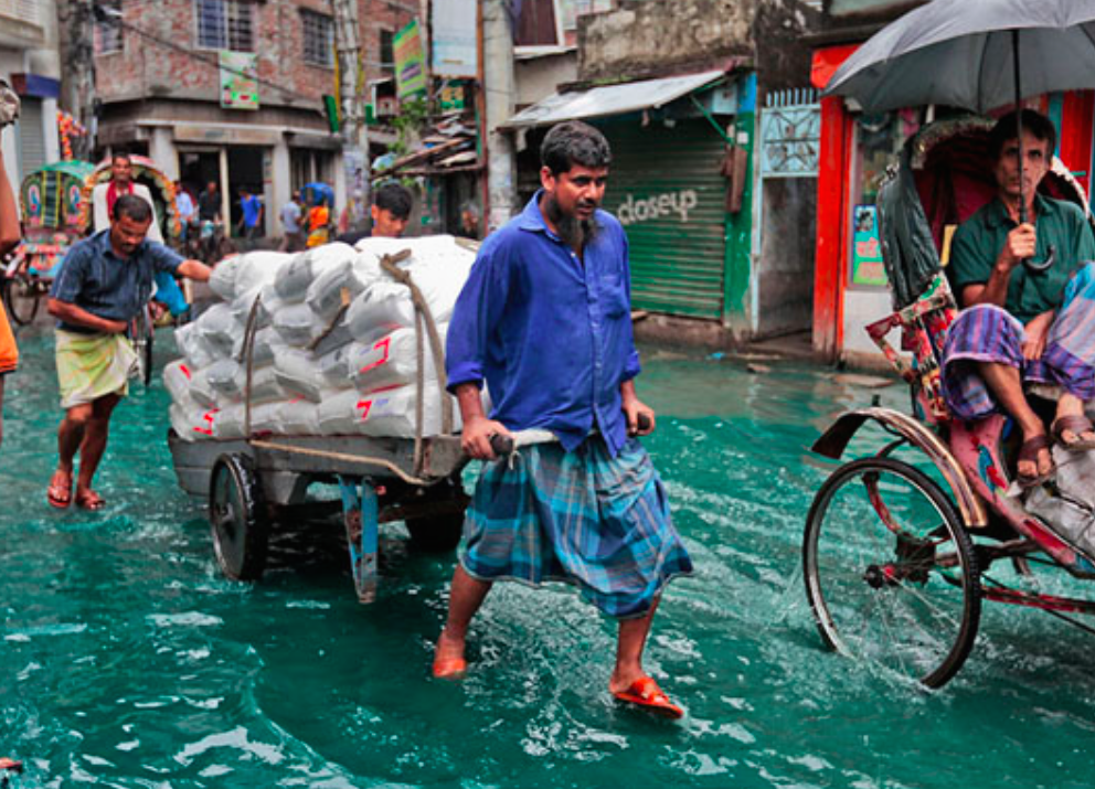 Ciclón en Bangladesh deja 24 muertos y más de 100 heridos