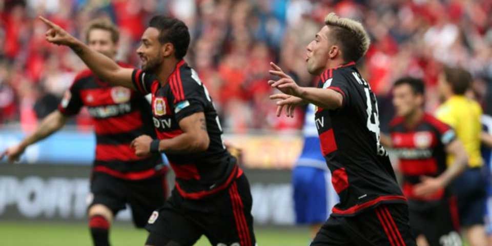 Gana Bayer Leverkusen sin Chicharito en última jornada