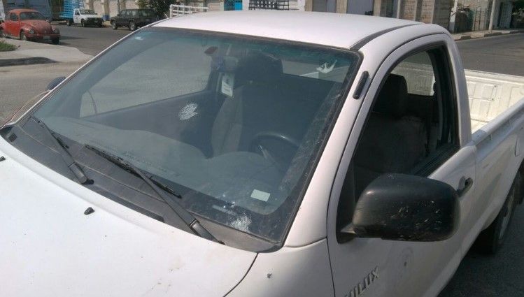 Atacan a candidata de Oaxaca - camioneta-leslie-zavaleta