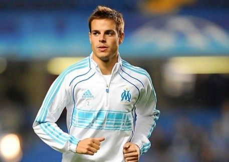Investigan traspaso de Gignac en 2010 - cesar-azpilicueta-marsella