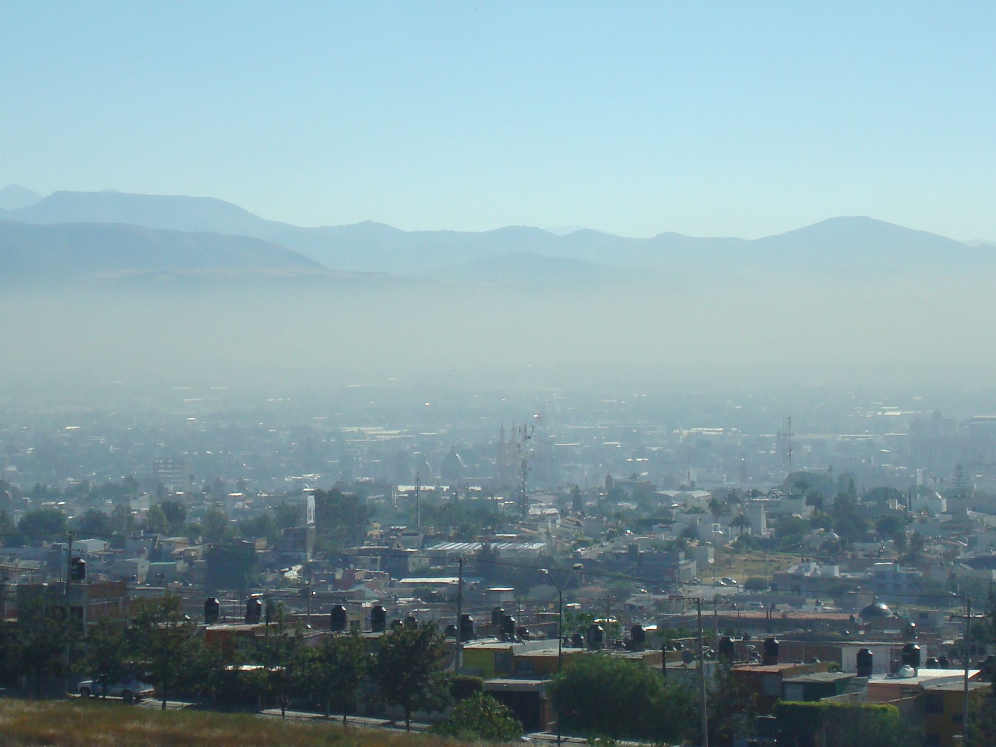 Buscan implementar Hoy No Circula en León por contaminación ambiental