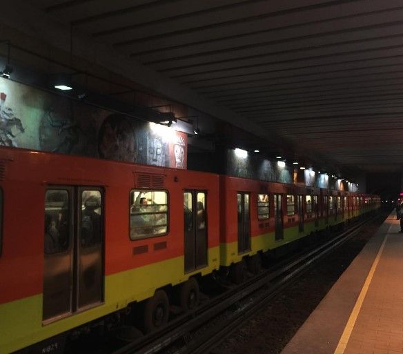 Los atractivos turísticos en el Metro de la Ciudad de México - copilco-victornievesg