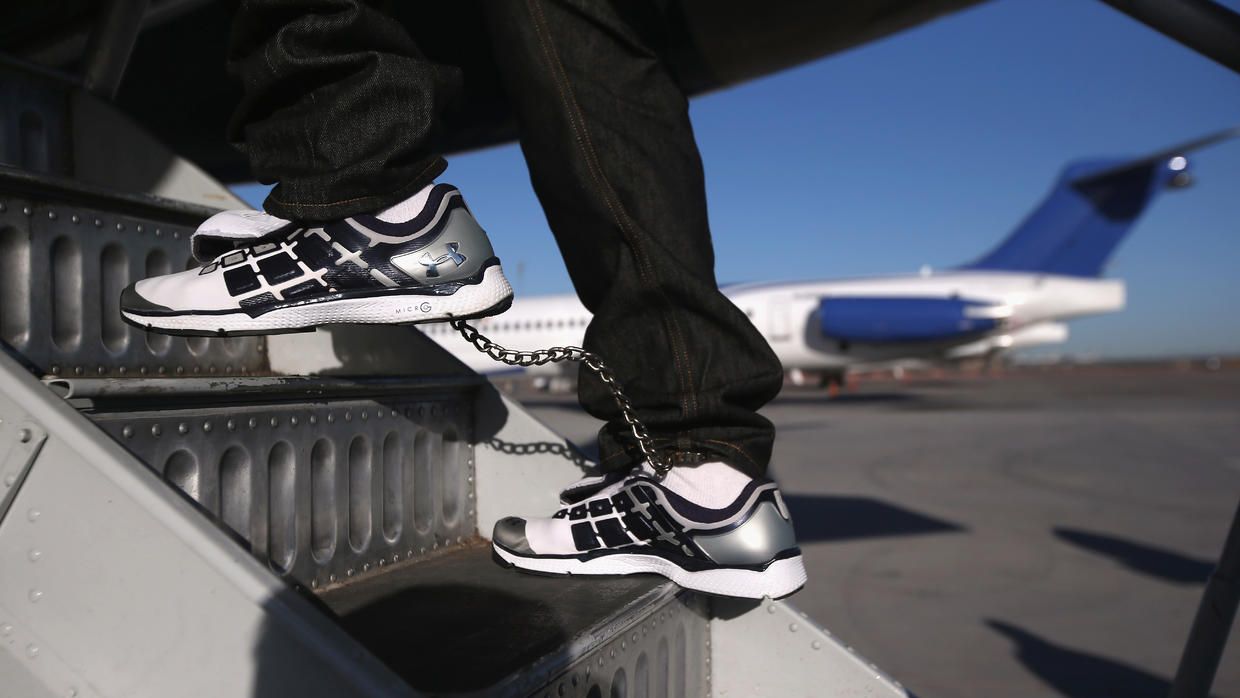 Gobierno estadounidense aumentará deportaciones y comenzará redadas - deportaciones-Internet