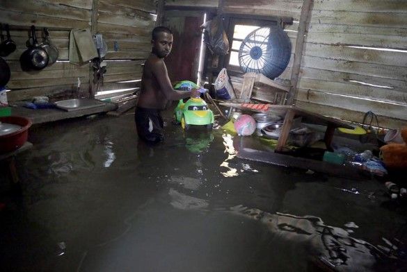 Desaparecen más de 200 familias por deslaves en Sri Lanka - deslave-Sri-Lanka-EFE2