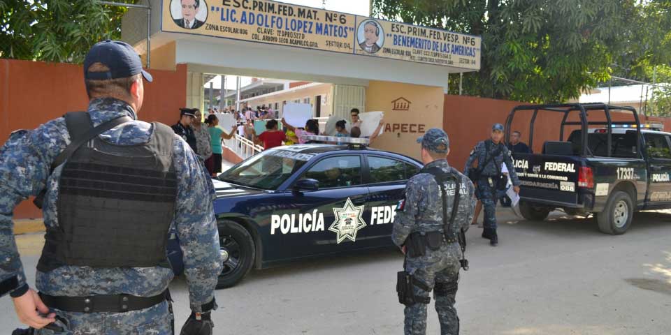 Niños cobran ‘derecho de piso’ en escuelas de Guerrero