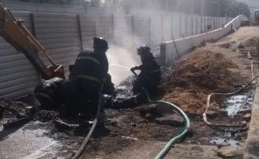 Excavadora ocasiona fuga de gas en Naucalpan