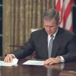 Fotos inéditas de George Bush tras los ataques del 9/11 - george-bush-911-9-150x150