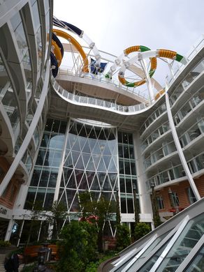 Galería: el interior del crucero más grande del mundo - harmony-3