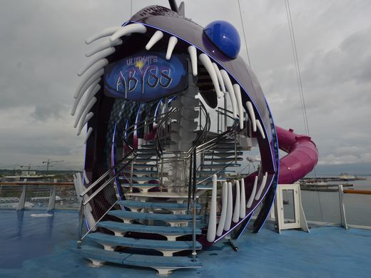 Galería: el interior del crucero más grande del mundo - harmony-4