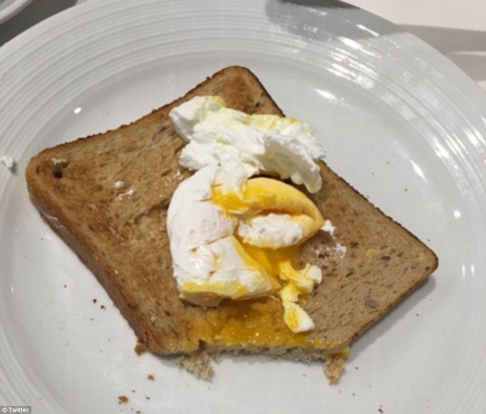 Pasajeros se quejan tras primer viaje del crucero más grande del mundo - harmony-of-the-seas-12