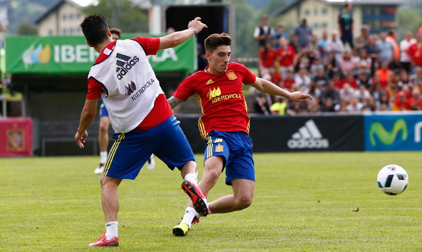 Dani Carvajal se perderá la Euro por lesión - hector-bellerin