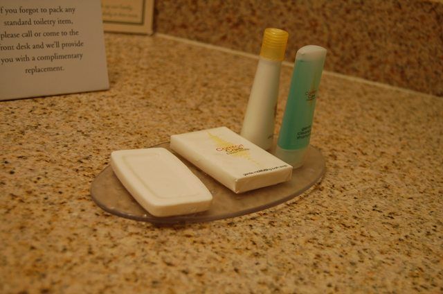 Diez cosas que los huéspedes se llevan de un hotel - hotel-jabon