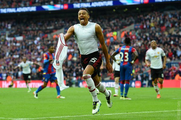 Manchester United gana la FA Cup - jesse-lingaard