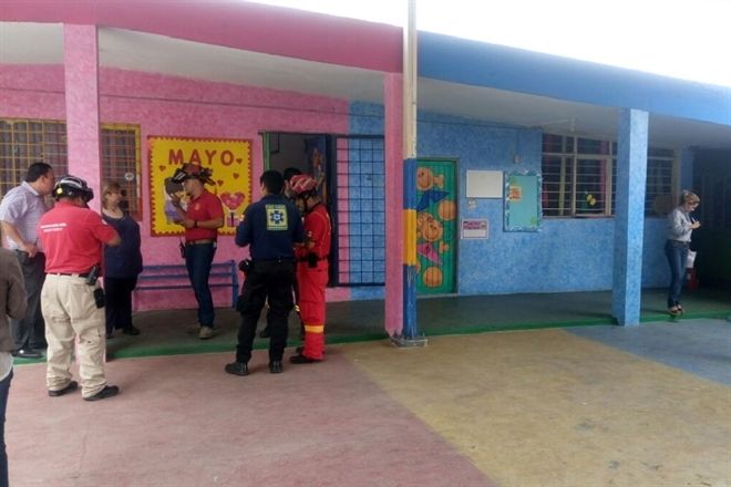 Apagan incendio gracias a niña en kínder de Monterrey - kinder-Monterrey