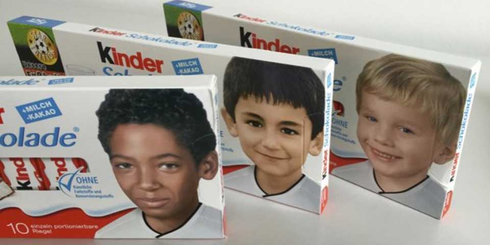 Causa polémica foto de futbolistas alemanes en chocolates