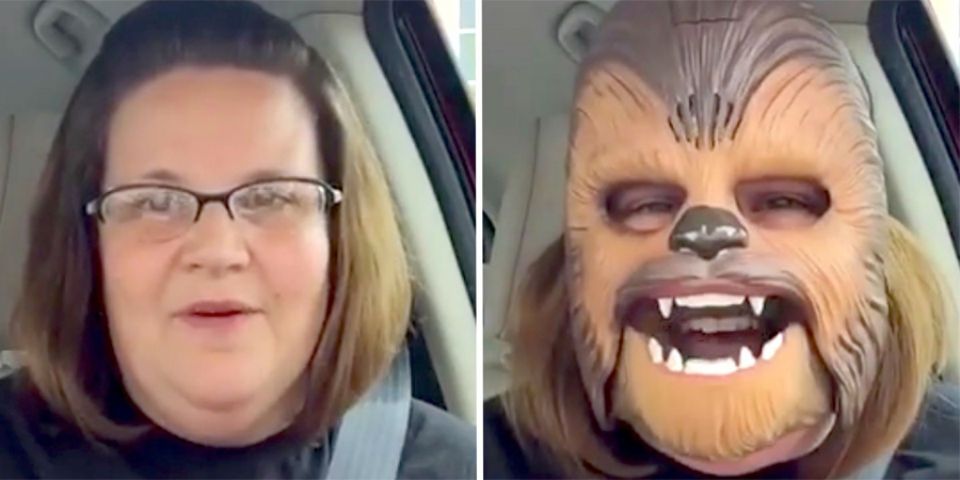 Mujer con máscara de Chewbacca es el video más visto Facebook Live