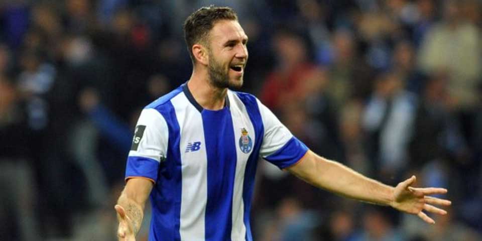 Layún ha sido relegado del Porto por falta de compromiso: O Jogo - miguel-layun-3