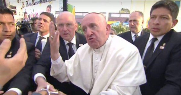 Papa Francisco llama “sanguijuelas” a quienes explotan a trabajadores