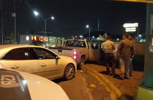 Dos detenidos tras persecución al poniente de Monterrey