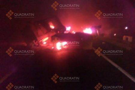 Explosión de pipa en Autopista Siglo 21 deja tres muertos - pipa-michoacan-1