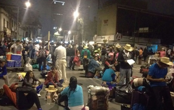 Retira CNTE plantón de la SEGOB y se traslada a la Ciudadela - planton-cnte-2