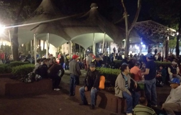 Retira CNTE plantón de la SEGOB y se traslada a la Ciudadela - planton-cnte-3