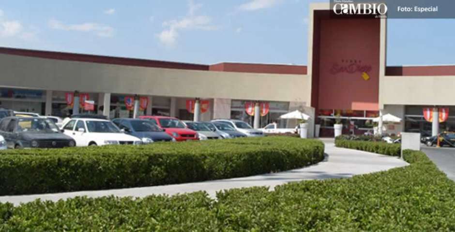 Rescatan a joven secuestrada por compañeros de universidad en Puebla - plaza-Dirio-Cambio-