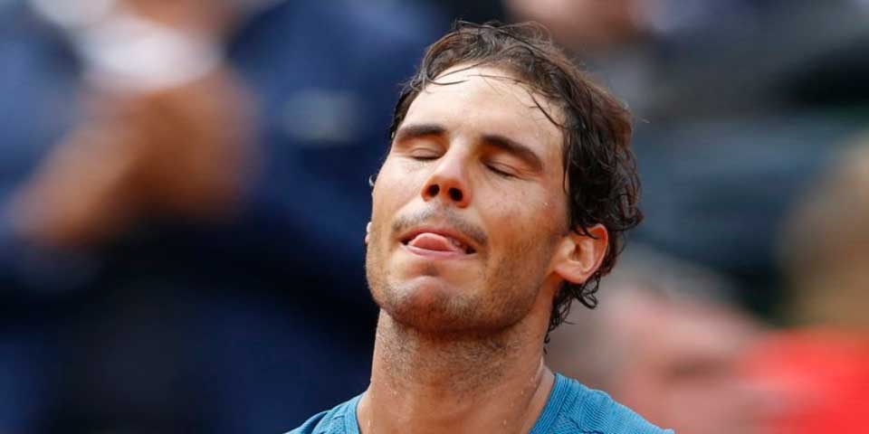 Rafael Nadal abandona Roland Garros por lesión de muñeca